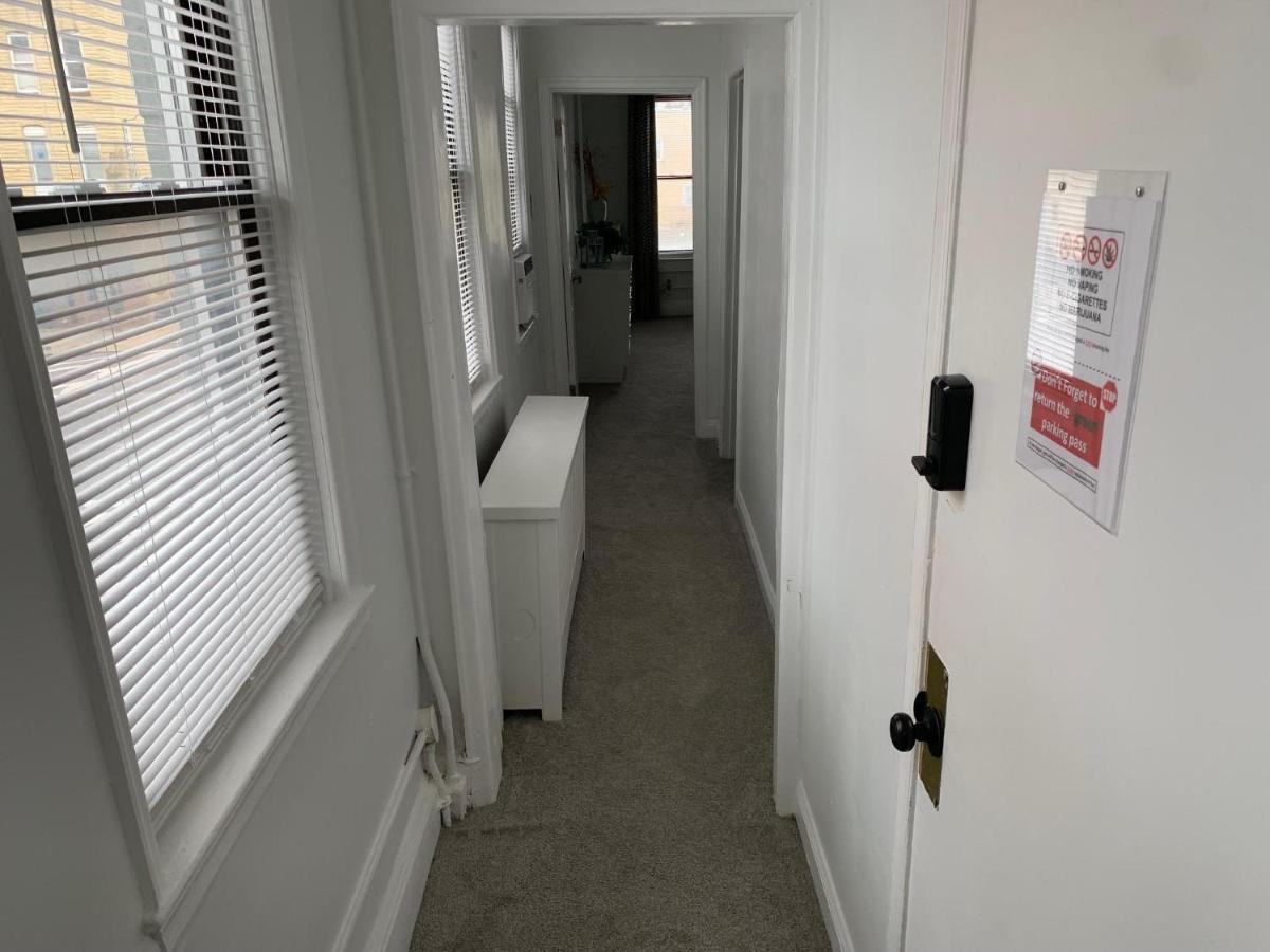 Stylish 2bd/1ba Located In Federal Hill